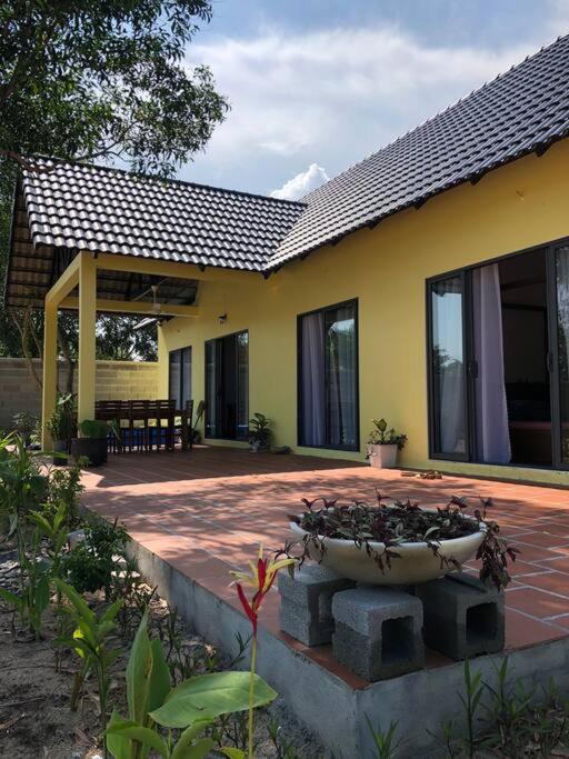 Fisherman Village Boutique Villas - Beachfront Ham Tan Екстериор снимка